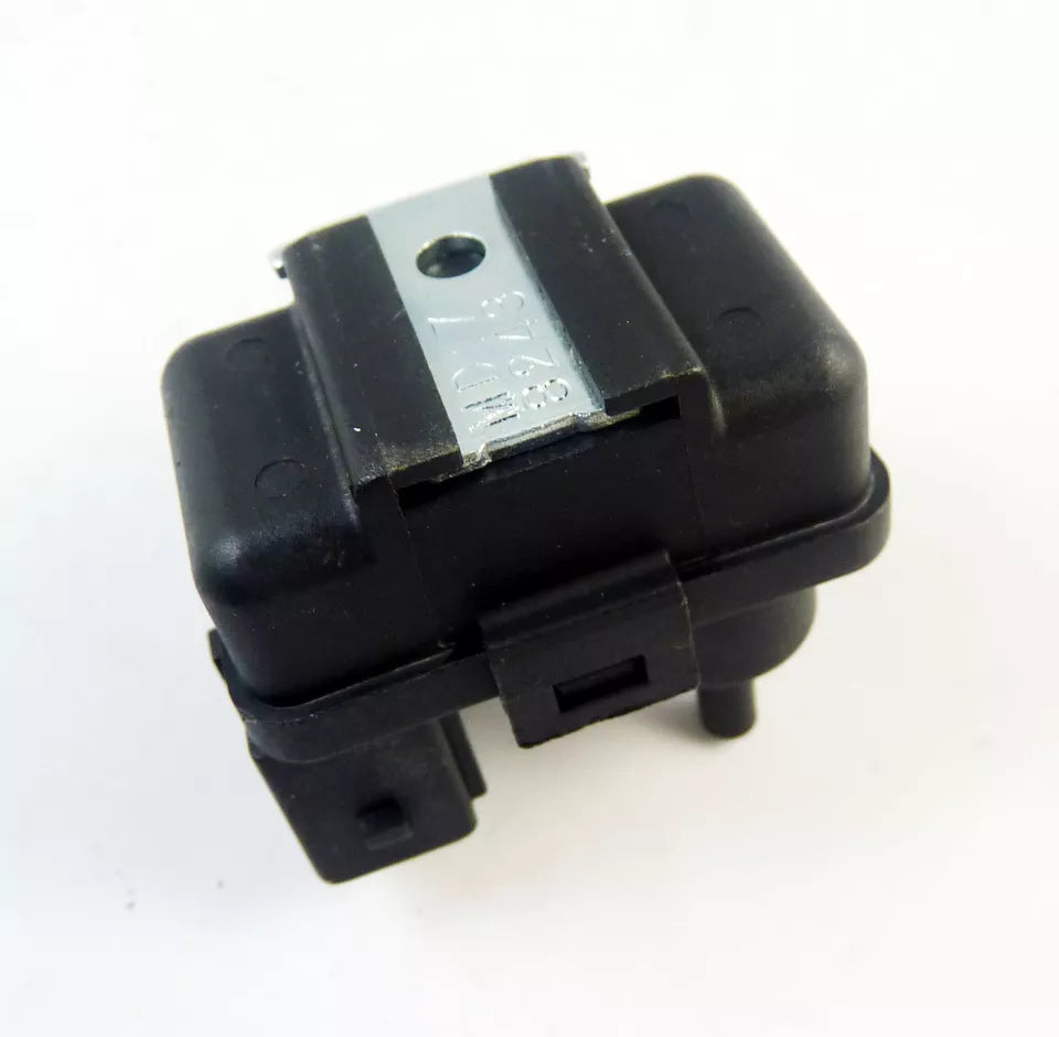 Pressure MAP Sensor For Mitsubishi Mirage 1.5L Eagle Summit Colt MD178243