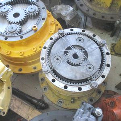 CAT 320B Swing Reduction box