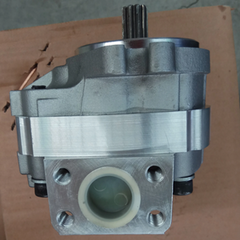 For Komatsu Bulldozer D20A-6 D20P-6 D20P-6A D20P-7A Work Equipment Pump 705-61-28010